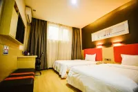 7 Days Premium Hotel (Yi County Shengyuan Shopping Center) - Bãi đậu xe