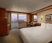 Sunborn London Yacht Hotel