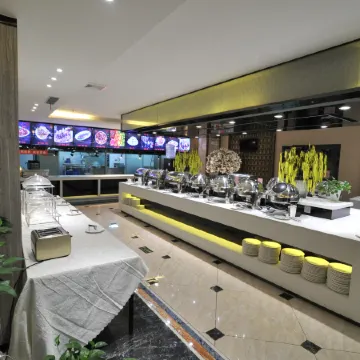 Henglong International Hotel Отели в г. Карамай