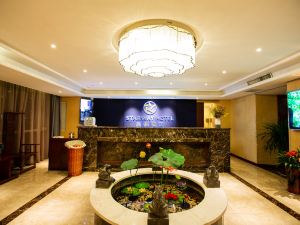 Xingcheng Hotel (Luoyang Sports Center) (near Suitangyuan Subway Station)