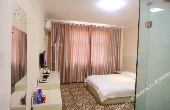 天天假日賓館（民權站店）