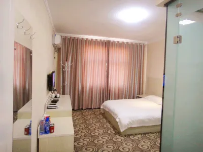 Civil rights Holiday Inn Hotels near Minquan Railway Station