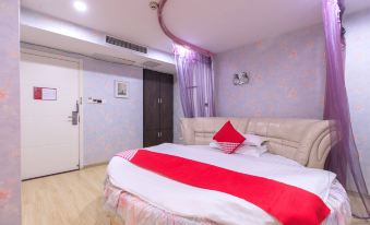 Huangshi Menghao Fashion Hotel