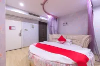 夢豪ファッショナブルホテル（湖北省師範大学湖畔大道） - バルコニー