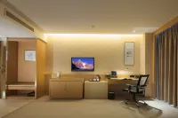Wudang International Hotel - parking