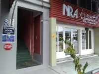CoLiving Hostel Menglait Hotels near Gadong Night Market