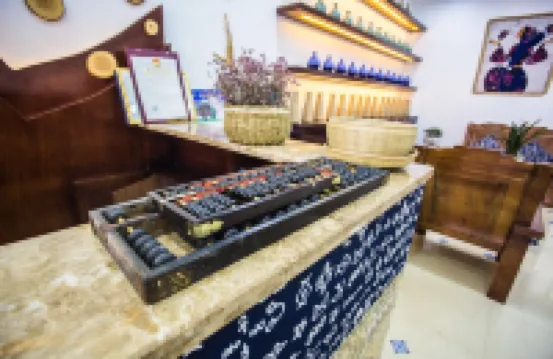 Lajia Inn (Zhijin North Street)