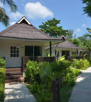 บังกะโลห้องดีลักซ์