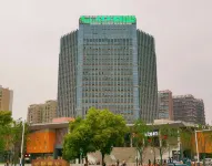 Vatica Hotel (Hefei Economic Development Zone Daxuecheng Metro Station)