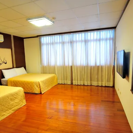 FONG CAI Hostel