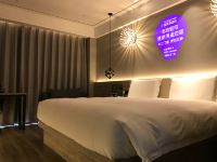 温度源酒店(温州龙湾国际机场店) - 大小双床房