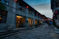 Wanbang Book House Homestay (Liuba Branch) Hotels in Liuba