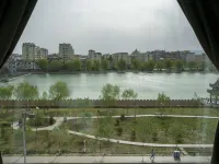 敦煌河西走廊大酒店(敦煌夜市店) 鄰近白馬塔的酒店
