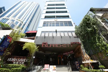 Ruamchitt Plaza Hotel