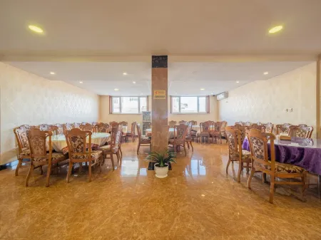 Halun Hotel Отели рядом со станцией Aershan Railway Station