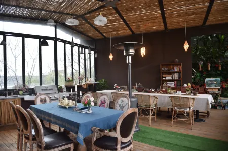 Suxie Art Guesthouse Отели рядом с достопримечательностью «Qiucheng City Ruins»