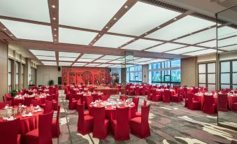Ramada by Wyndham Baoji Jintai - Housity
