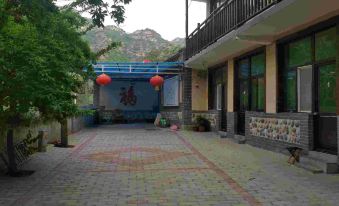 Wuyuan Xiangyang Farm House