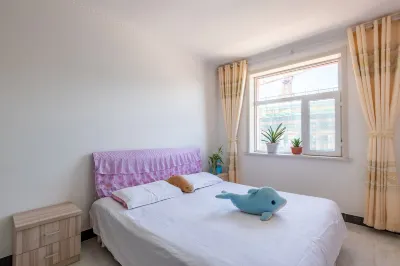 Ejin Tianxia Huyang Guesthouse