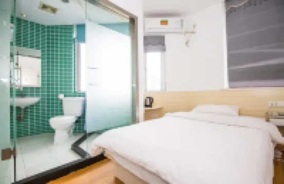 Haitian Hotel (Zhoushan Shenjia Branch)