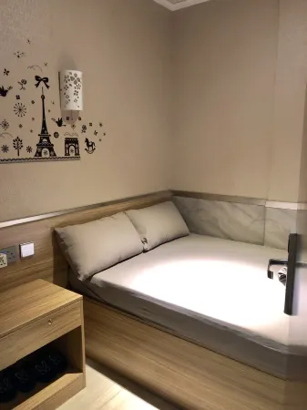 Leo Inn Hong Kong