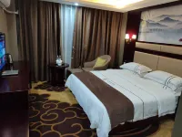 Zhenxiong Yuepanwan Hotel