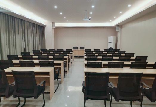 이샹 호텔 (샹양 이얼치 기지)