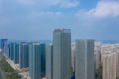 Empark Grand Hotel (Anhui) Hotels near Hefei Huancheng Park