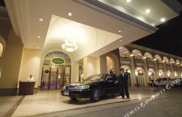 克拉克温泉度假城