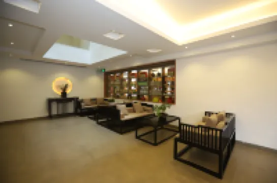 黃姚古鎮池塘邊精品飯店