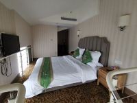 上海法曼橘精品酒店 - 复式大床房