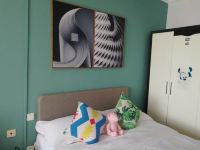 斑斓家公寓(上海环球港店) - 斑斓投影大床一居室