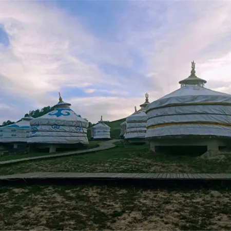 Long County Guanshan Xiduri Yurt
