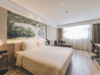 扬州经济开发区亚朵酒店 - 高级大床房