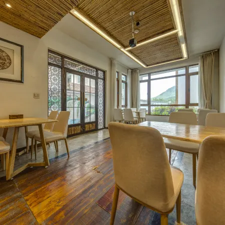Lizhu Inn