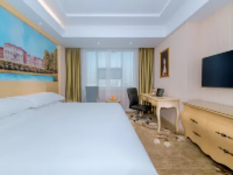 Vienna Hotel (Wuhan Sports Center) Hotellit kohteessa Caidian District