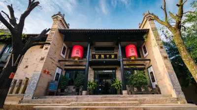 Guanzhong Yuansu Hotel (Liquan Yuanjia Village) Hotels near Liquan, Liquan Triangle Square