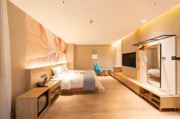 Yujinzhou Light Luxury Hotel