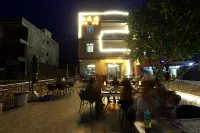 Xiangyulou Hostel - ที่มีบาร์