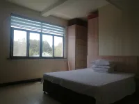 Hujin Renjia Hostel