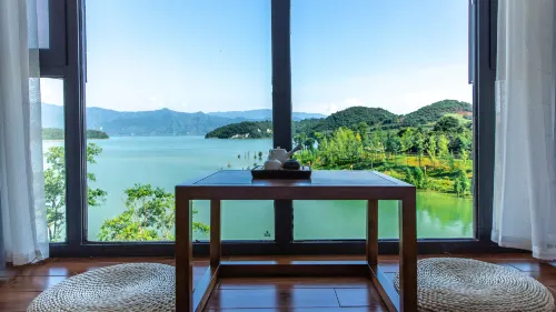 Just Life Inn (Zixing Dongjiang Lake Bailang Scenic Spot)