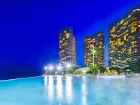 Twin Moon Bay Xianghai Hot Spring Holiday Hotel Hotels near Turtle National Reserve Areas