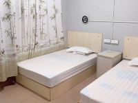 8号公寓(广州石碁地铁店) - 标准双床房