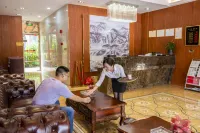 Longyannanqianfujiudian