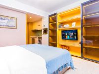 亚特兰斯国际度假公寓(广州客村合生广场店) - 豪华公寓大床房