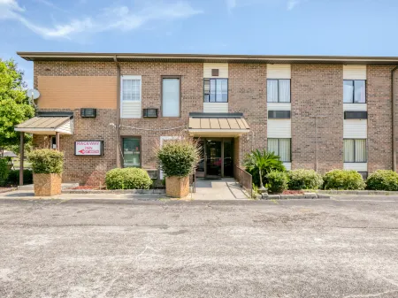 Raceway Inn Отели в г. Дарлингтон