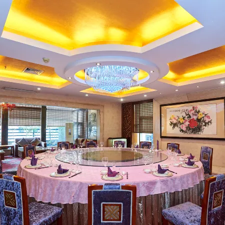 Oriental International Hotel