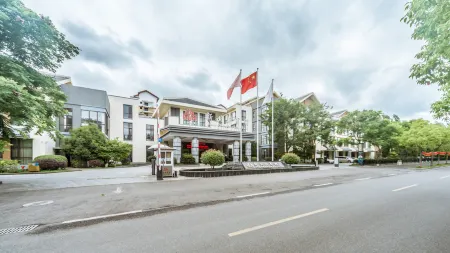 Xinbeichuan Hotel Отели рядом с достопримечательностью «Beichuan Qiangcheng Tourist Area»