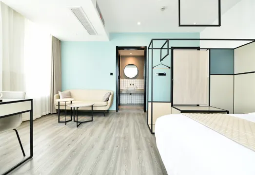 上海 ZEN ZEN Hotel (Shanghai) - 2026 Prices, Reviews & Deals | Trip.com