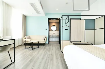 โรงแรมเซน โรงแรมในพื้นที่สถานีรถไฟ